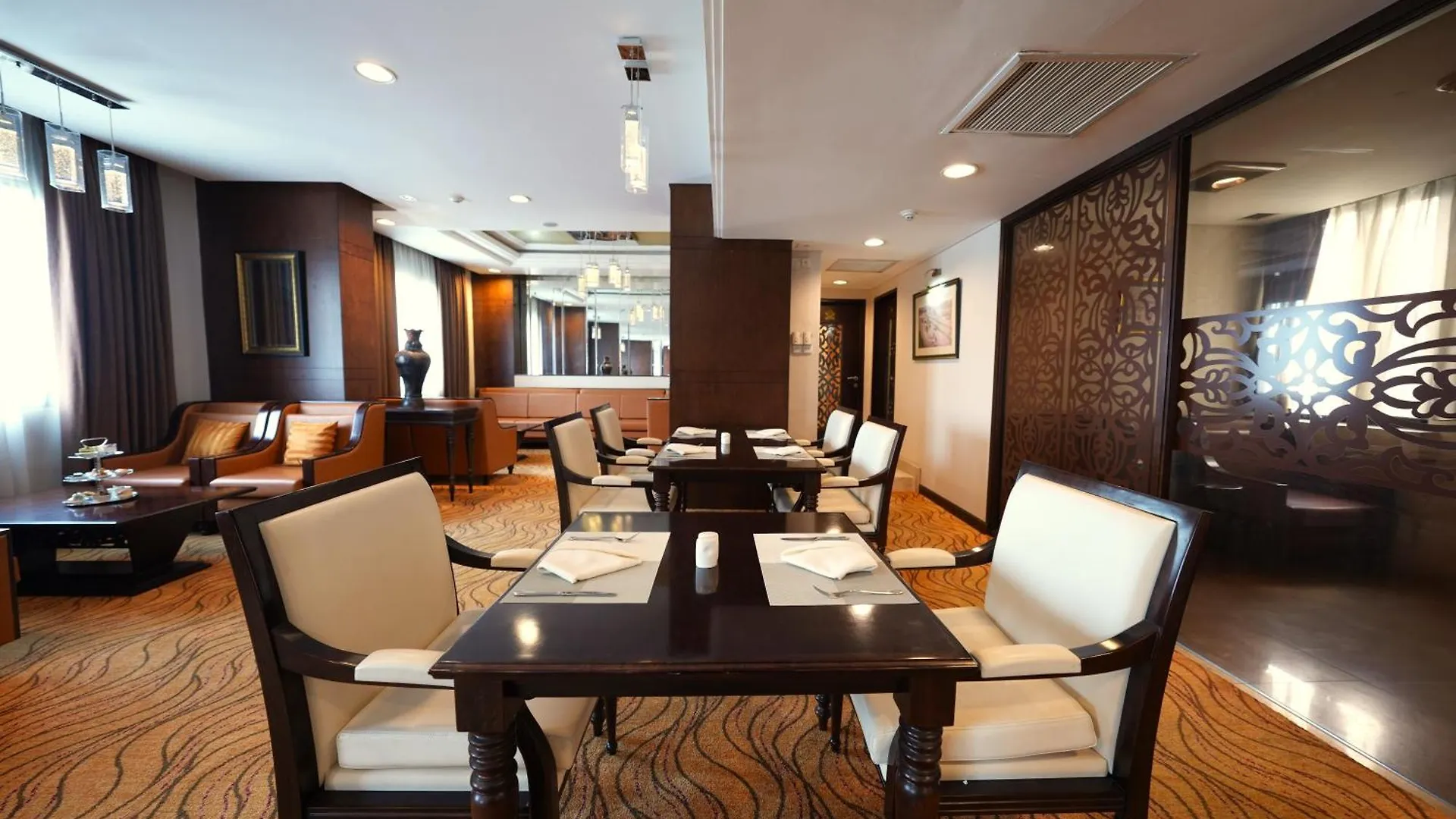 Saigon Prince Hotel Ho Chi Minh City 4*,